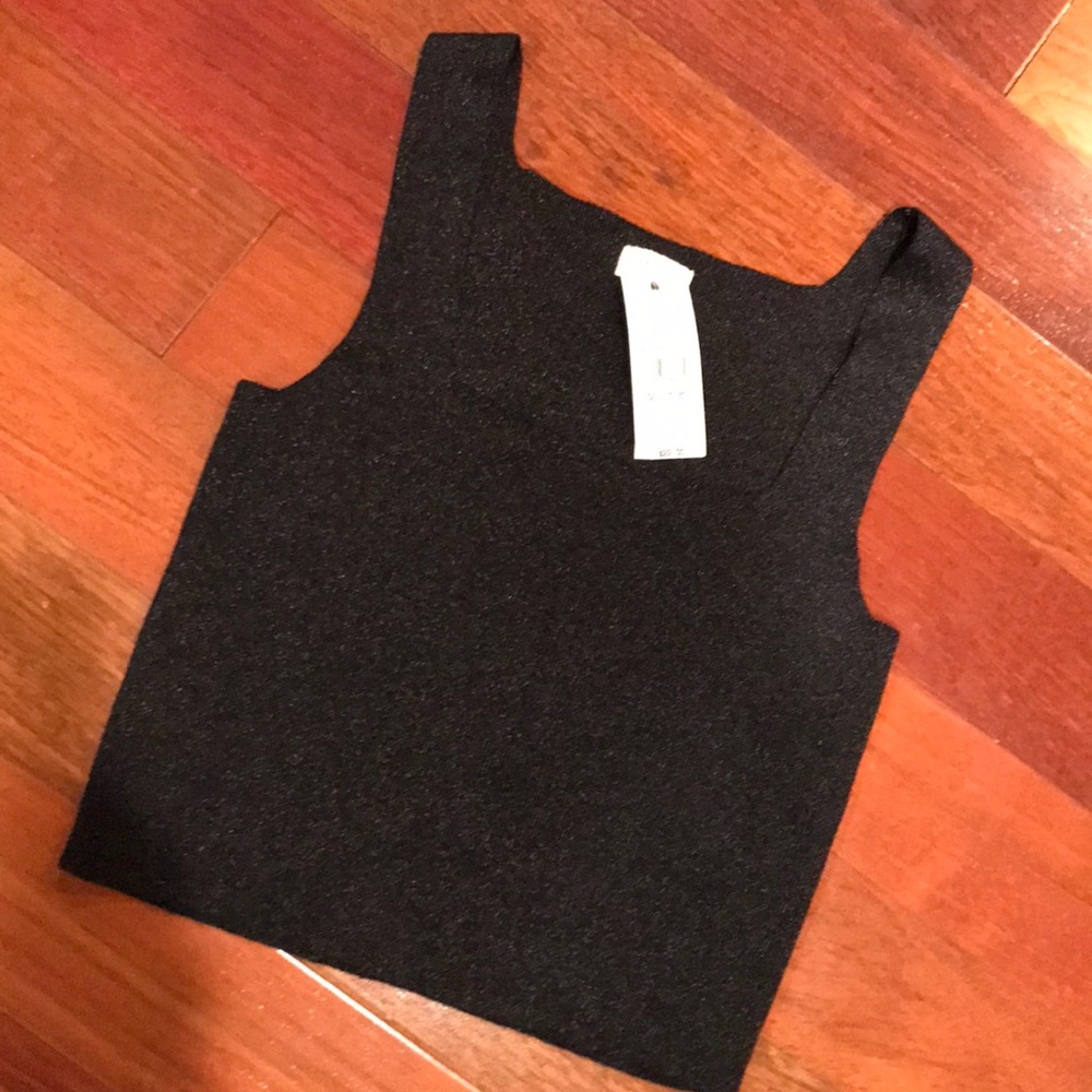 NWT Black crop tank